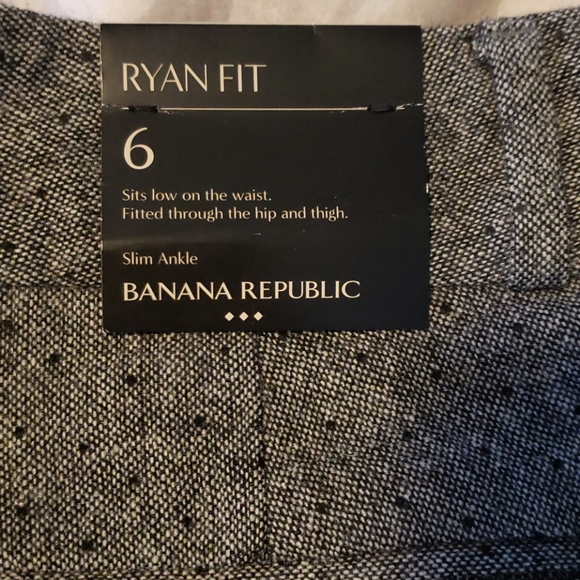 NWT Banana Republic Suit. (Factory Store) - Picture 4 of 7
